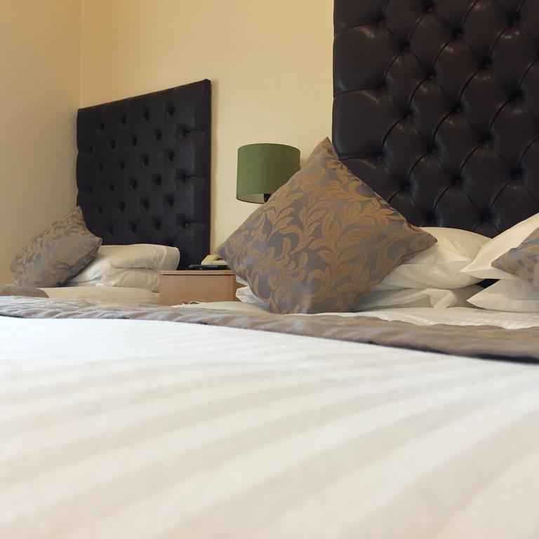 Membly Hall Hotel فالموث الغرفة الصورة